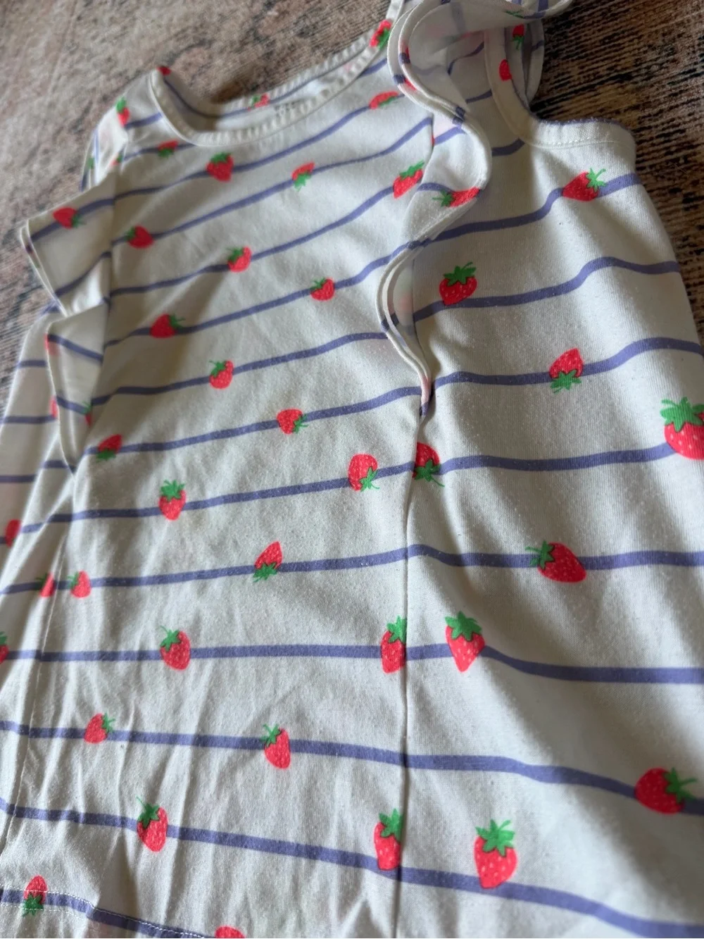 GAP Girls White Stripe Strawberry Ruffle Pajama Set